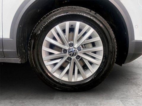Volkswagen T-Roc 1.0 TSI Life SUV 5dr Petrol Manual Euro 6 (s/s) (110 ps) Air Con - Alloy Wh 10