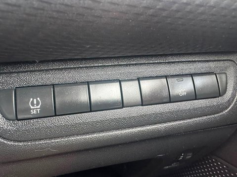 Peugeot 208 1.6 BlueHDi Access (a/c) Euro 6 3dr 13