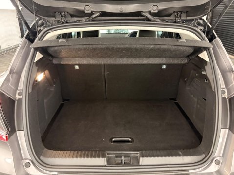 Renault Captur 1.6 E-TECH techno Auto Euro 6 (s/s) 5dr 35