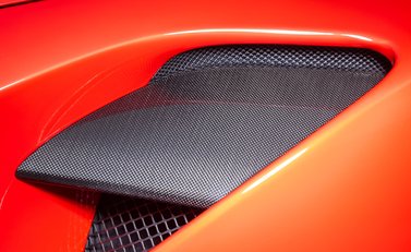 Ferrari 488 SPIDER 36