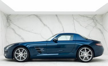 Mercedes-Benz SLS AMG 2