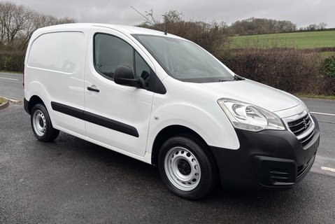 Peugeot Partner 850 S L1 1.6 Hdi 92ps Panel Van - Air Con - Direct from MOD 5