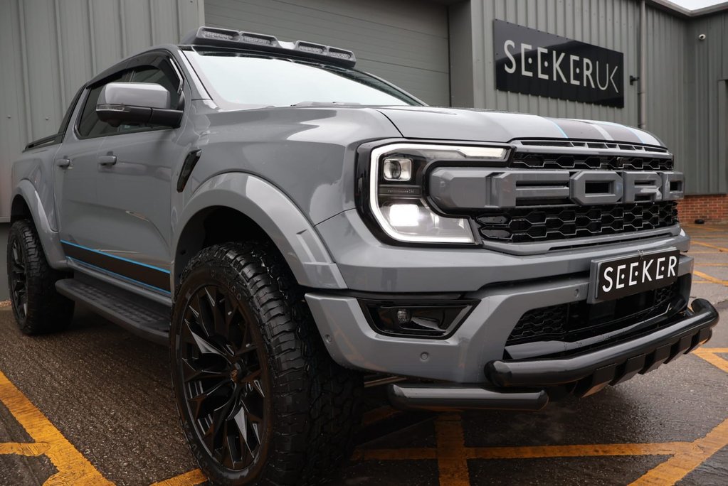 Ford Ranger 2025 BRAND NEW 3.0 V6 RAPTOR OVER 9K SEEKER STYLING ADDED LOOKS STUNNING 4