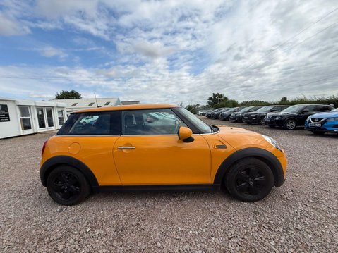 Mini Hatch 1.5 Cooper Hatchback 3dr Petrol Manual Euro 6 (s/s) (136 ps) 8