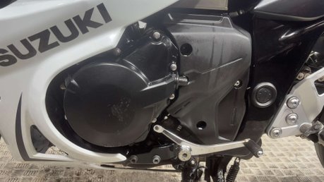Suzuki GSX650 GSXF 650 2014 37K NEW MOT VERY CLEAN BIKE 650CC A2 44