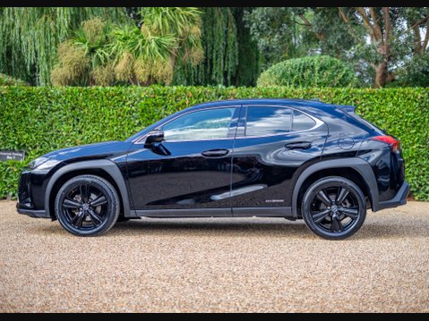 Lexus Ux 2.0 UX 250h 4x2 CVT 5dr PREMIUM SPORT EDITION 9