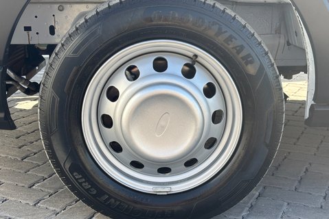 Ford Transit 350 Drw L3 130 ps Crew Cab Tipper - Air Conditioning 32