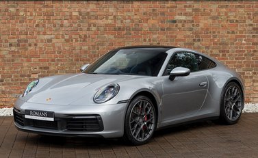 Porsche 911 Carrera 4S (992) 6