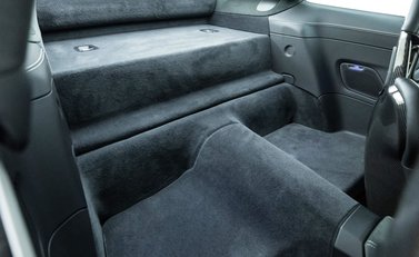 Porsche 911 Carrera GTS (992) 14