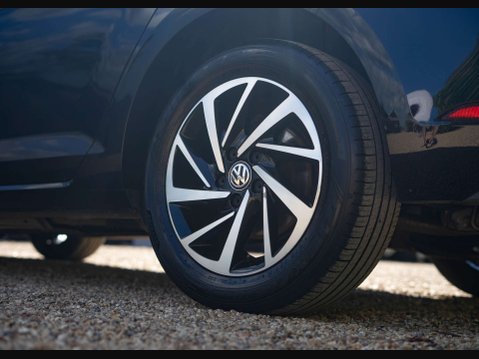 Volkswagen Golf 1.0 Golf Match Edition TSi 5dr 31
