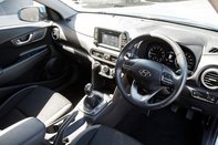 Hyundai KONA SE 4