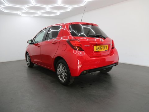 Toyota Yaris 1.0 VVT-i Icon Euro 6 5dr 7