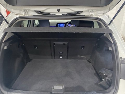 Volkswagen Golf LIFE ETSI DSG 8