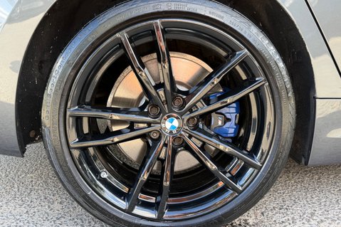 BMW 3 Series 330E M SPORT - OYSTER LEATHER -PRO & TECH PACKS - H/K -HUD - SUNROOF 69