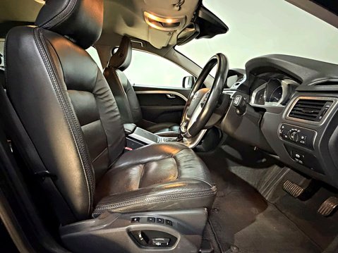 Volvo XC70 D5 SE LUX AWD GEARTRONIC 21