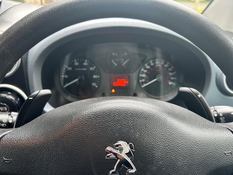 Peugeot Partner Tepee E-HDI TEPEE S 29