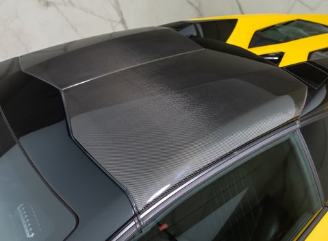 Lamborghini Aventador LP 700-4 ROADSTER 38