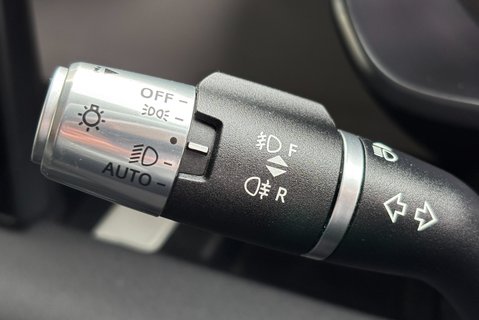 Land Rover Defender 110 D250 Hard Top SE MHEV - No VAT 36