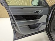 Land Rover Range Rover Velar 3.0 Range Rover Velar R-Dynamic HSE D300 Auto 4WD 5dr 30