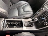 Volvo XC60 D4 R-DESIGN LUX NAV AWD 16