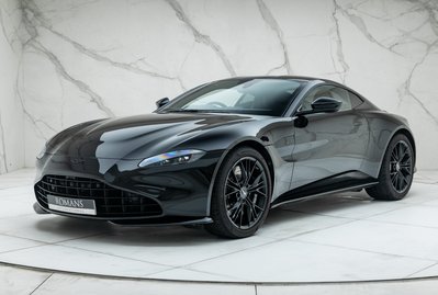 Aston Martin Vantage V8