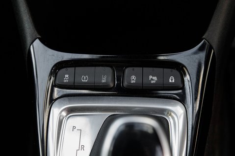 Vauxhall Crossland ULTIMATE 32