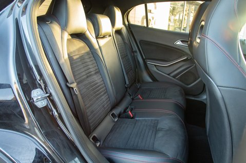 Mercedes-Benz GLA Class GLA 200 AMG LINE EDITION PLUS 41