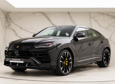 Lamborghini Urus 6