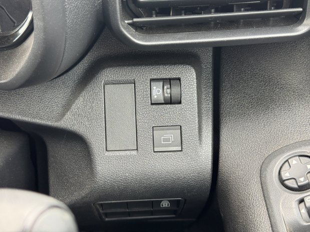 Vauxhall Combo Crew Cab LWB L2H1 Low Roof Prime Air Con Cruise Sensors Nav EURO 6 NO VAT 27