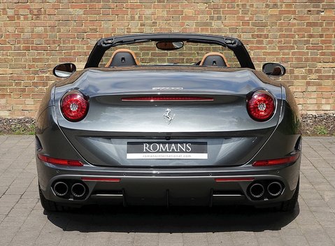 Ferrari California T 11