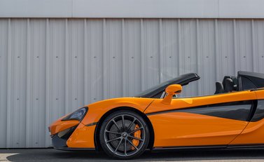 McLaren 570S Spider 25