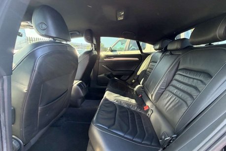 Volkswagen Arteon 2.0 Arteon R-Line TSi Semi-Auto 5dr 30