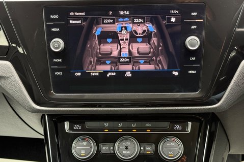 Volkswagen Touran SEL TSI DSG AUTOMATIC - 7 SEATS - ADAPTIVE CRUISE -DEMO +1 OWNER -FVWSH 38
