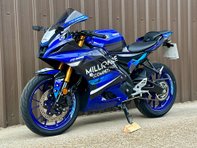Yamaha R125 (YZF 125-A) 4