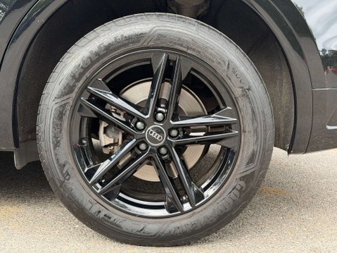 Audi Q5 2.0 Q5 S Line 40 TDI MHEV Quattro Semi-Auto 4WD 5dr 40