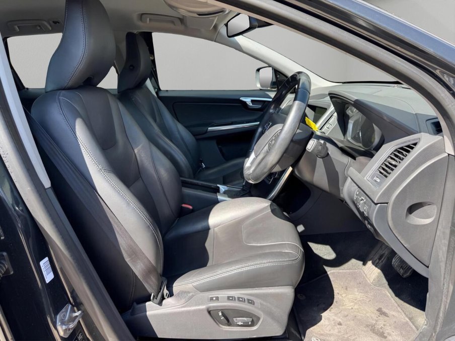 2014 Volvo XC60 — image 9