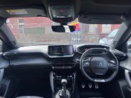 Peugeot 2008 PURETECH S/S GT LINE 13