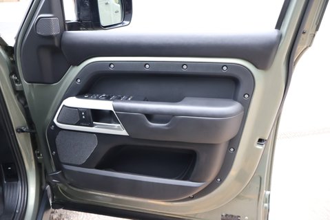 Land Rover Defender 110 P300 SE STYLED BY SEEKER FACTORY MATT FINISH HUGER SPEC  16