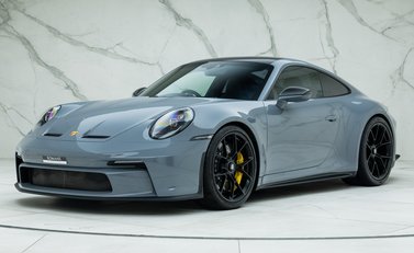Porsche 911 GT3 Touring (992) 1