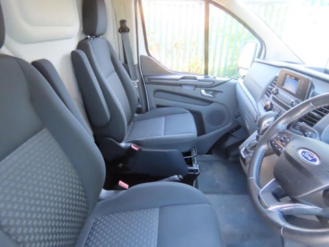 Ford Transit Custom 2.0 320 EcoBlue Trend Auto L1 H1 Euro 6 (s/s) 5dr 8