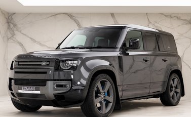 Land Rover Defender 110 V8 6