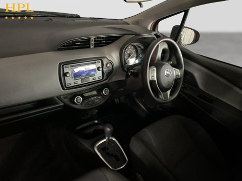 Toyota Yaris 1.5 VVT-h Active Hatchback 5dr Petrol Hybrid E-CVT Euro 6 (s/s) (100 ps) Ai 14