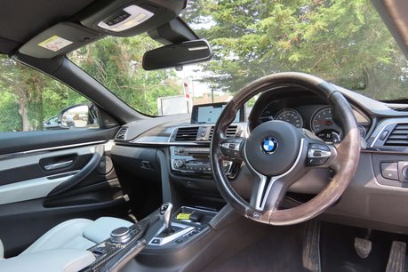 BMW M4 3.0 BiTurbo Competition Convertible 2dr Petrol DCT Euro 6 (s/s) (450 ps) 9