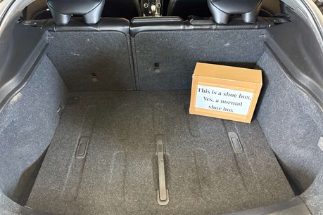 Volvo V40 2.0 T5 R-Design Pro Hatchback 5dr Petrol Auto Euro 6 (s/s) (245 ps) 57