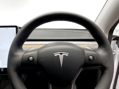 Tesla Model Y SUV 5dr Electric Auto RWD (346 ps) 13