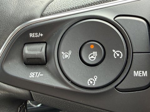 Vauxhall Crossland 1.2 Turbo [130] Ultimate 5dr Auto 29