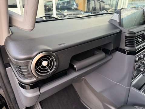 Ineos Grenadier FIELDMASTER EDITION 39