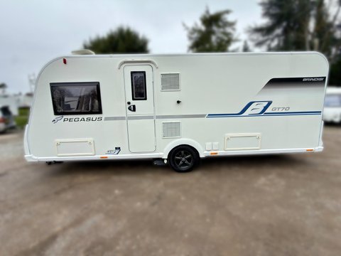 Bailey Pegasus Brindisi GT70 10