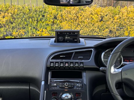 Peugeot 3008 1.6 3008 Allure HDi 5dr 16