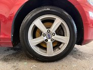 Volvo V40 1.6 T2 SE Euro 5 (s/s) 5dr 23